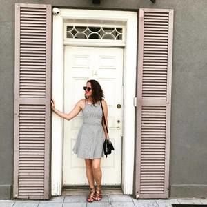 Meet your Posher, Adina